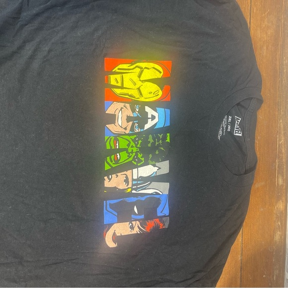 Marvel Black Graphic T-Shirts for Men 2 piece bundle - Picture 5 of 6